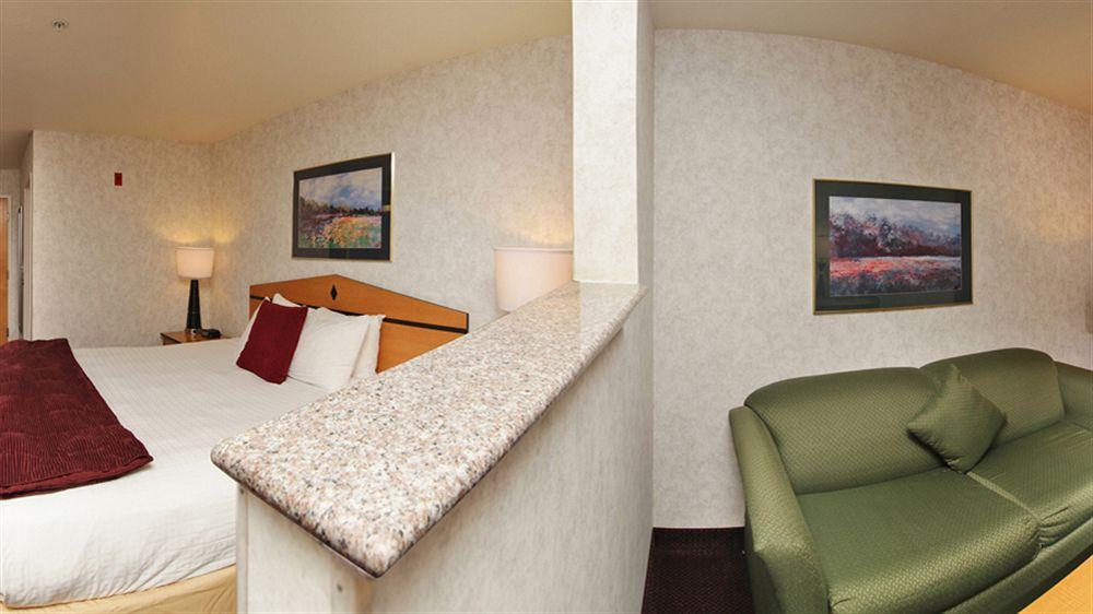 Hotel Crystal & - West Valley