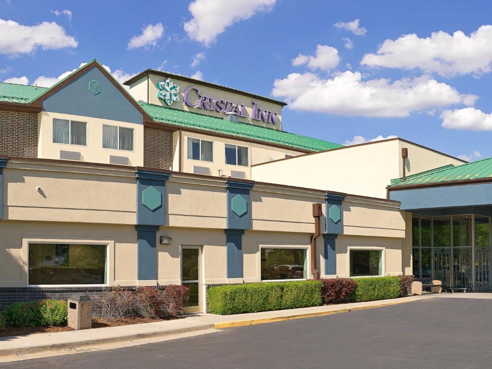 Crystal & - West Valley Hotel