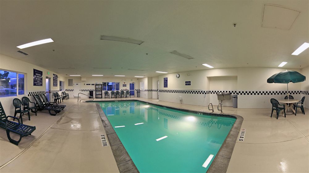 Crystal & - West Valley Hotel
