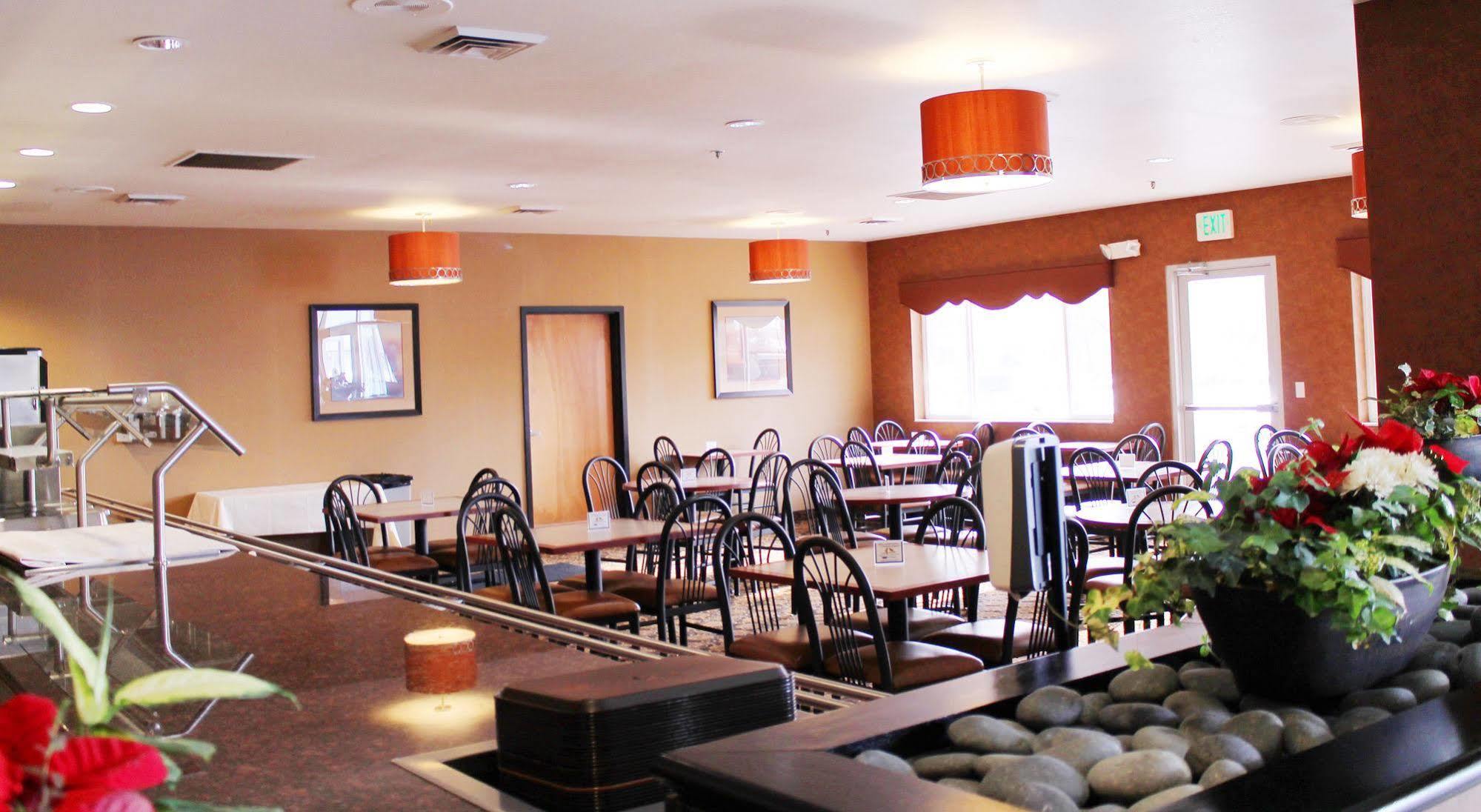 Crystal & - West Valley Hotel